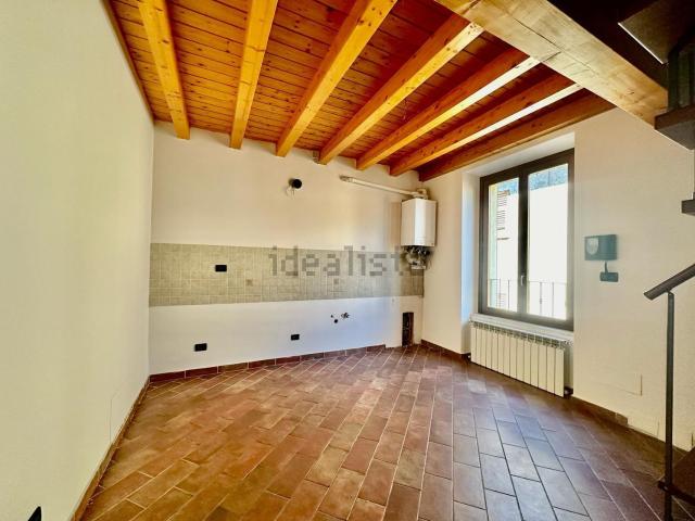 Appartamento in vendita di 95 m² in Via G. C. Abba