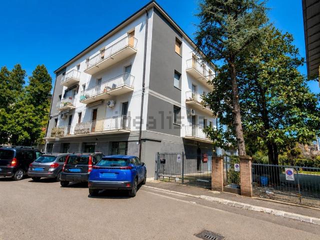 Appartamento in vendita di 95 m² in Via G. Degli Esposti