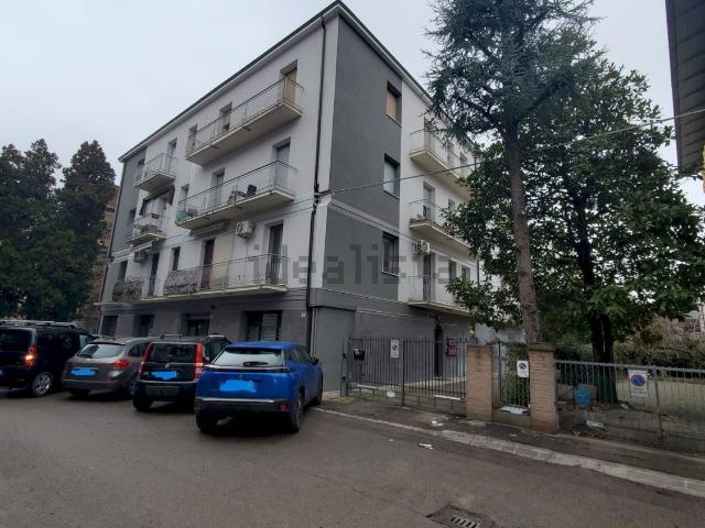 Appartamento in vendita di 95 m² in Via G. Degli Esposti