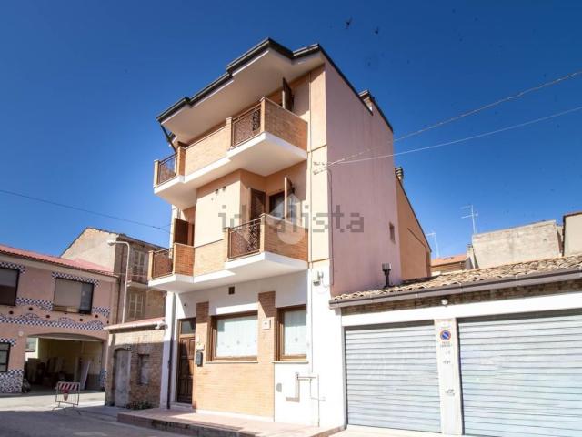 Appartamento in vendita di 95 m² in Via G. Galliano, 4