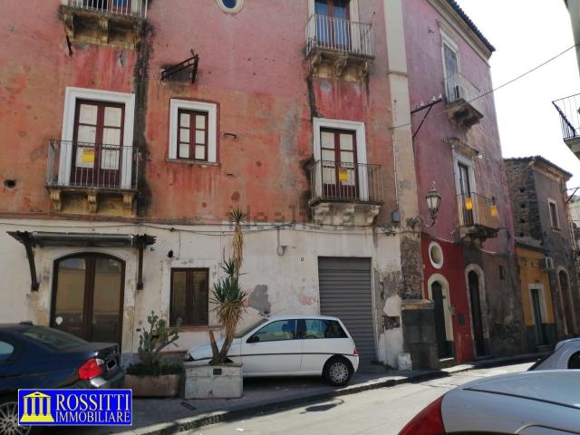 Appartamento in vendita di 95 m² in Via Garibaldi