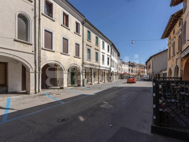 Appartamento in vendita di 95 m² in Via Garibaldi, 6