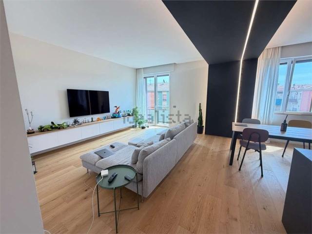 Appartamento in vendita di 95 m² in Via Gherardo Vaiarini