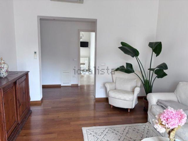 Appartamento in vendita di 95 m² in Via Giovanni Alfonso Borelli