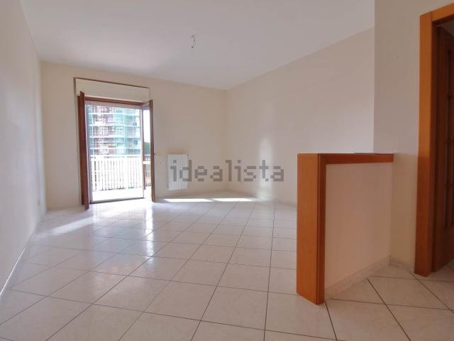 Appartamento in vendita di 95 m² in Via Giovanni Candura, 6