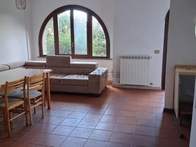 Appartamento in vendita di 95 m² in Via Giovanni Conti, 23