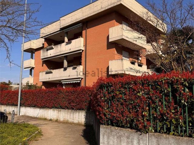 Appartamento in vendita di 95 m² in Via Giosuè Carducci