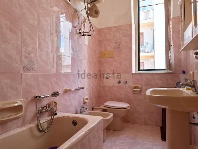 Appartamento in vendita di 95 m² in Via Giacomo Cusmano