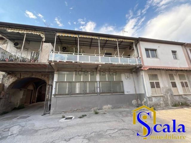Appartamento in vendita di 95 m² in Via Giacomo Stroffolini