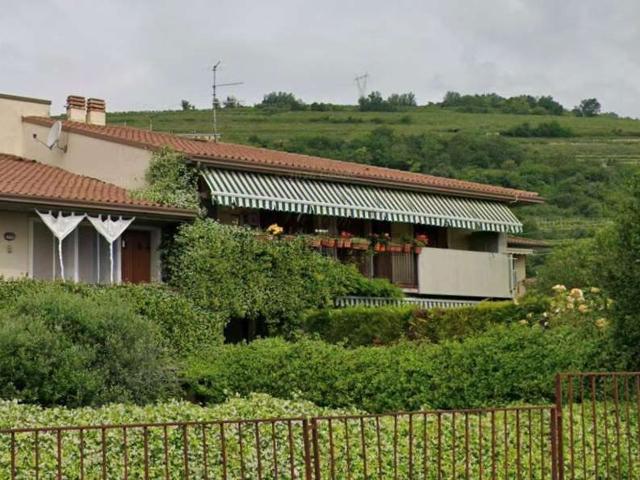 Appartamento in vendita di 95 m² in Via Giare, 694