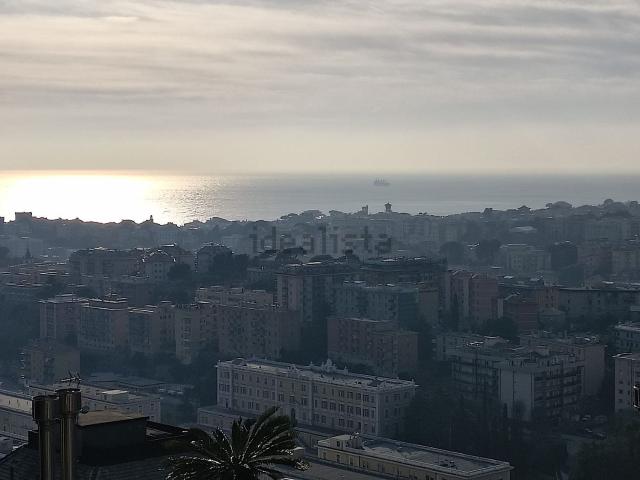 Appartamento in vendita di 95 m² in Via Giulio Tanini, 104