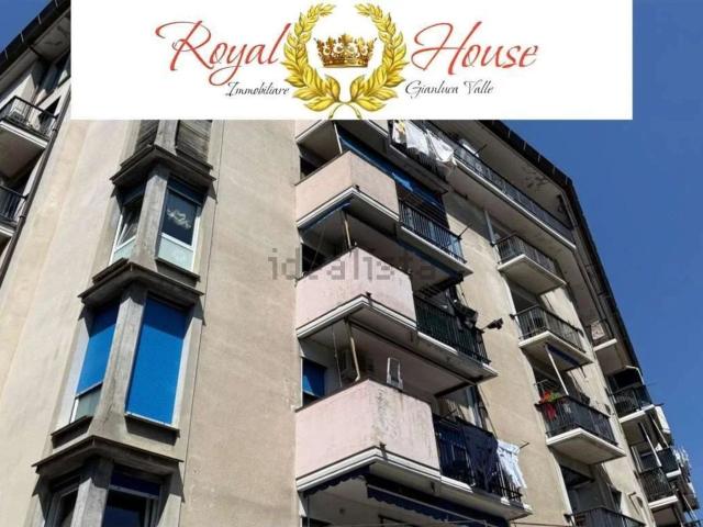 Appartamento in vendita di 95 m² in Via Giulia de Vincenzi, 29