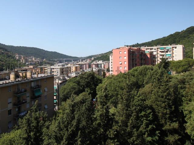 Appartamento in vendita di 95 m² in Via Giulia de Vincenzi, 29