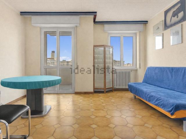 Appartamento in vendita di 95 m² in Via Giuseppe Carozzi, 5