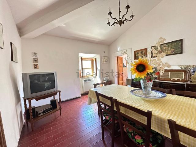 Appartamento in vendita di 95 m² in Via Giuseppe Mazzini, 1