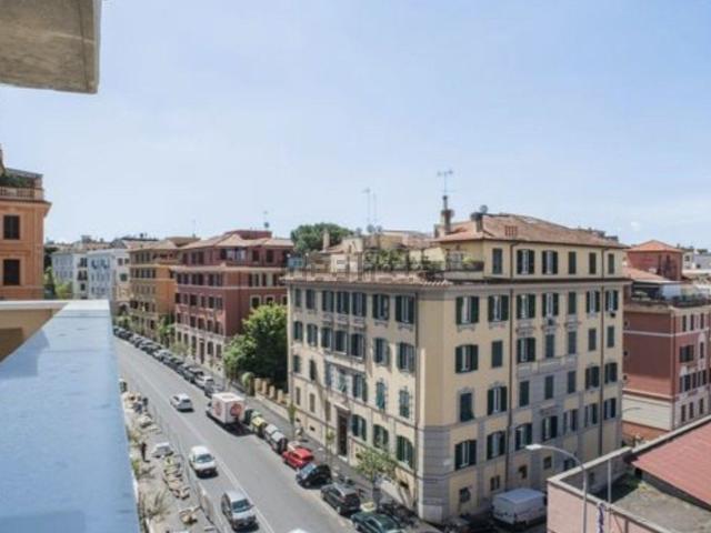 Appartamento in vendita di 95 m² in Via Giuseppe Mercalli