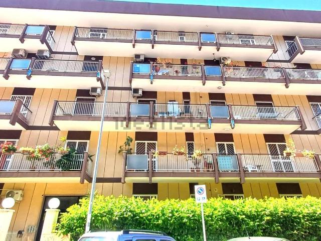 Appartamento in vendita di 95 m² in Via Giuseppe Petraglione, 11