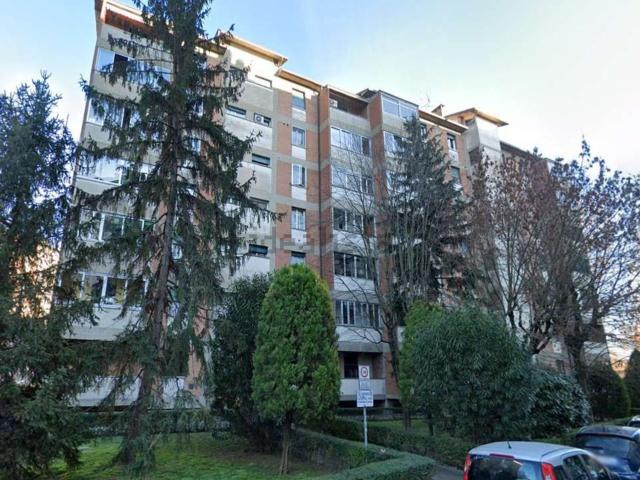 Appartamento in vendita di 95 m² in Via Grazia Deledda, 3
