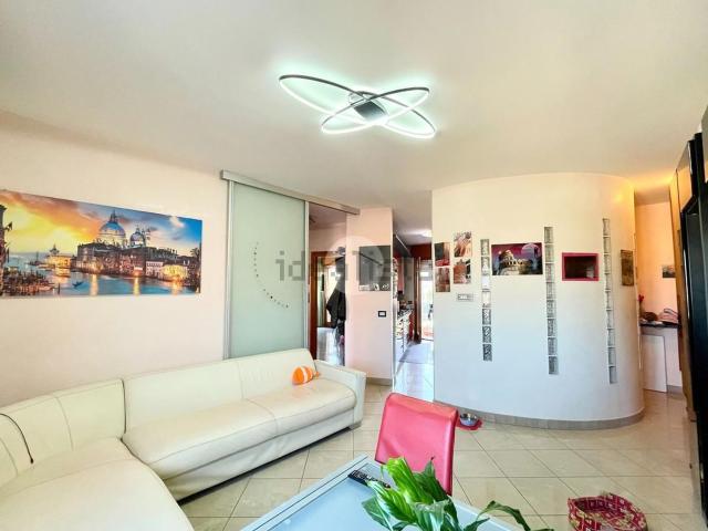 Appartamento in vendita di 95 m² in Via Granatieri di Sardegna, 1357