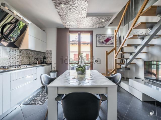 Appartamento in vendita di 95 m² in Via I Carracci, 63