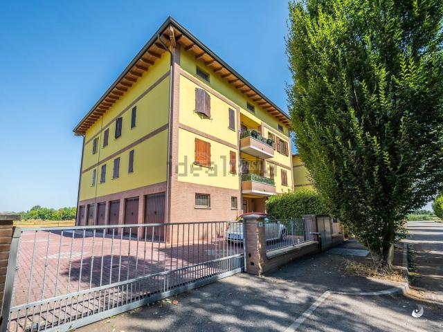 Appartamento in vendita di 95 m² in Via I Carracci, 63