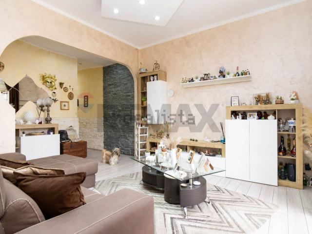 Appartamento in vendita di 95 m² in Via Iacopo lo Verde, 26