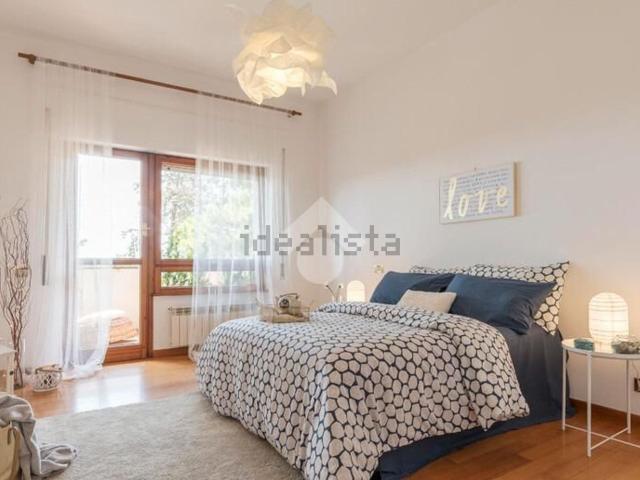Appartamento in vendita di 95 m² in Via Isaia Gabola, 37