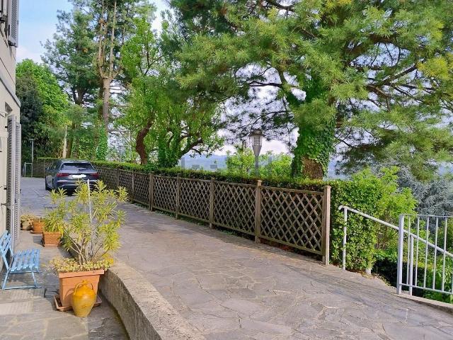 Appartamento in vendita di 95 m² in Via IV Novembre