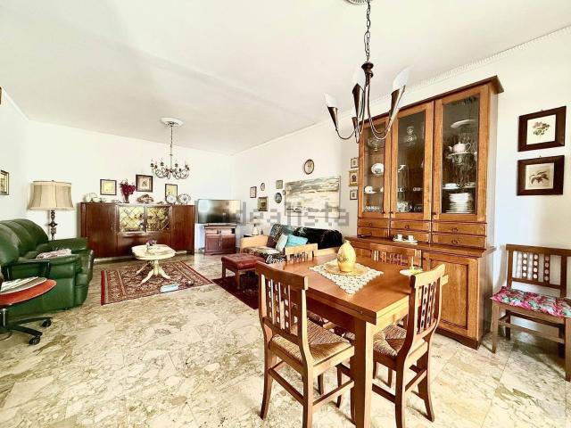 Appartamento in vendita di 95 m² in Via L. W. Beethoven, 28