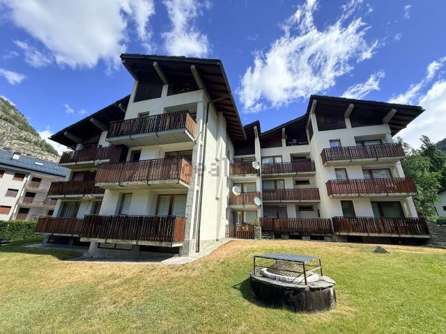 Appartamento in vendita di 95 m² in Via la Villette, 18