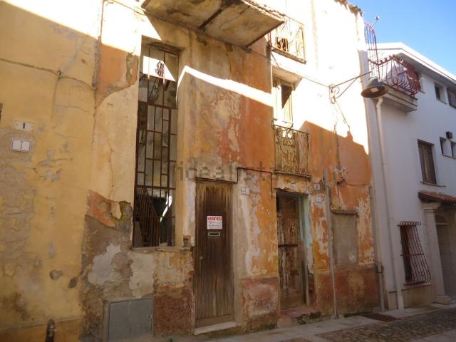 Appartamento in vendita di 95 m² in Via Leopardi