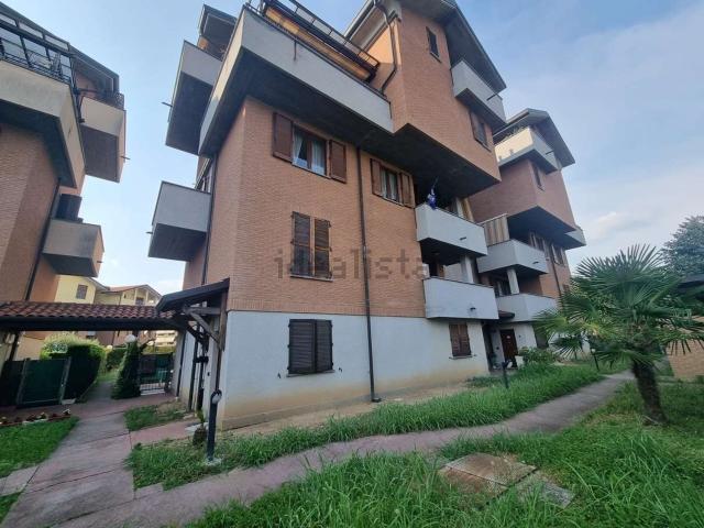 Appartamento in vendita di 95 m² in Via Lecco