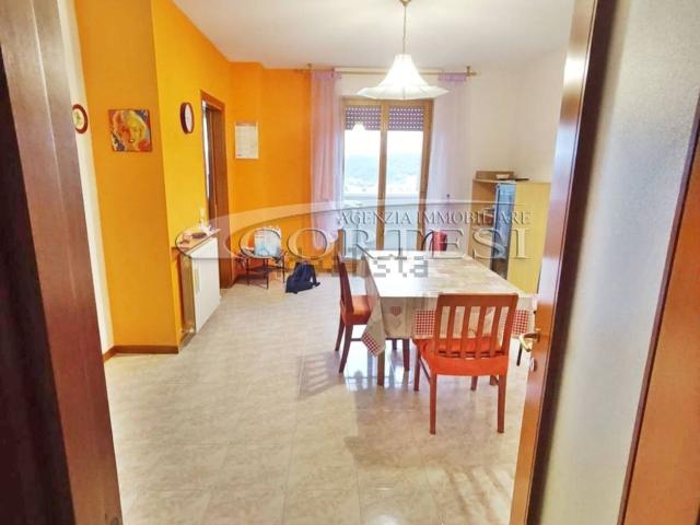 Appartamento in vendita di 95 m² in Via Luigi Catanelli