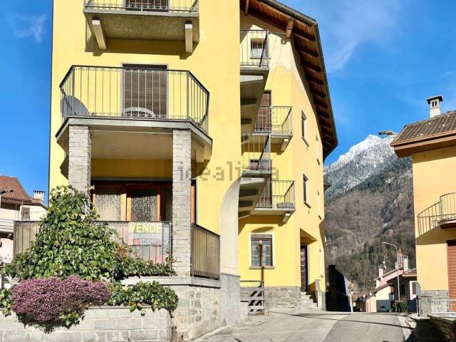 Appartamento in vendita di 95 m² in Via Maglioggio, 1
