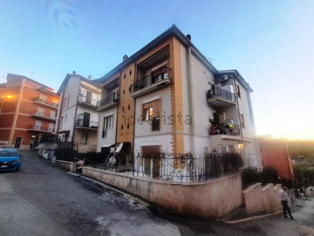 Appartamento in vendita di 95 m² in Via Marco Bellucci, 7