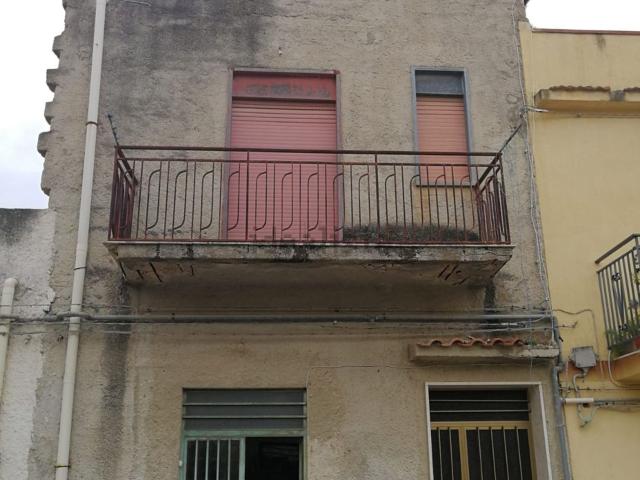 Appartamento in vendita di 95 m² in Via Mario Rutelli Scultore