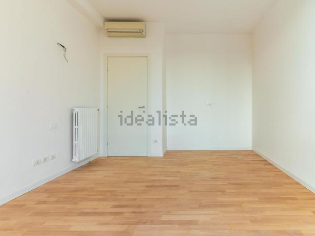 Appartamento in vendita di 95 m² in Via Mincio, 5