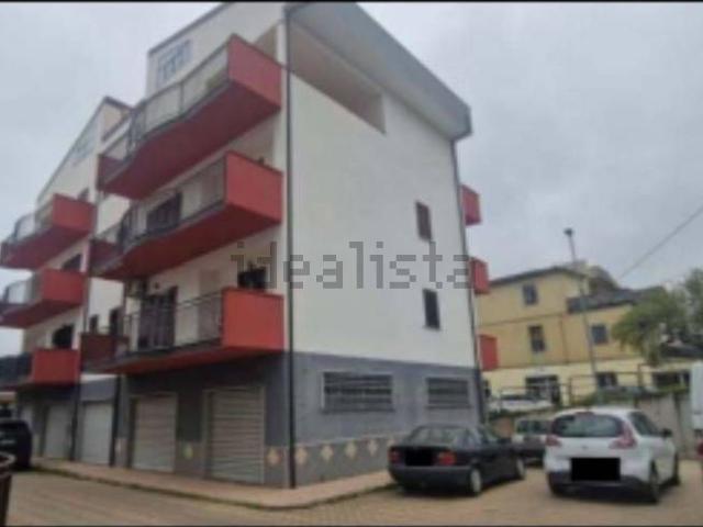 Appartamento in vendita di 95 m² in Via Michelangelo Buonarroti