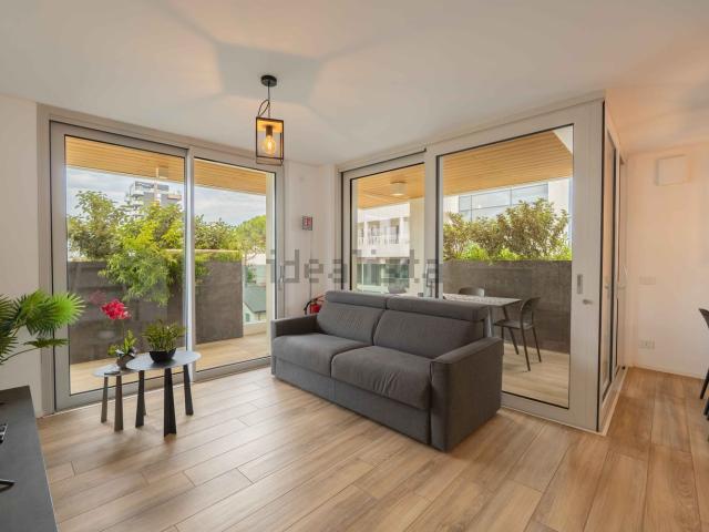 Appartamento in vendita di 95 m² in Via Miramare, 77