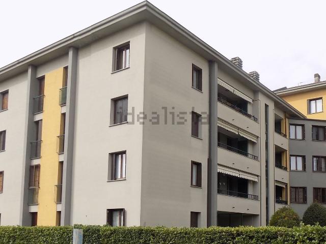 Appartamento in vendita di 95 m² in Via Monte Cervino, 38