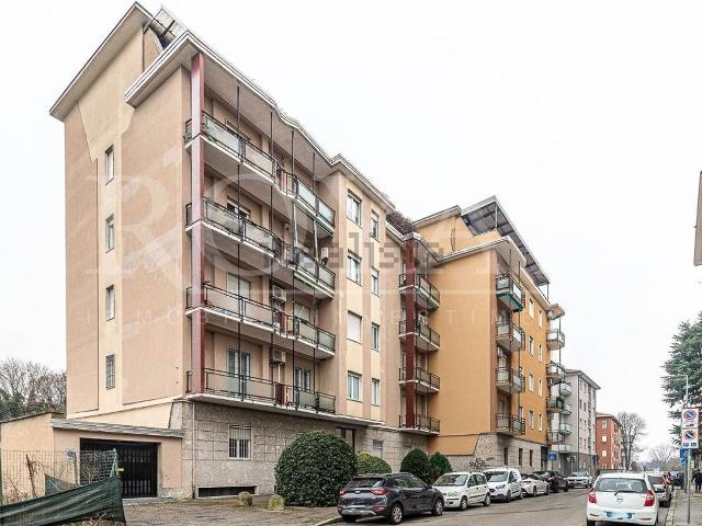 Appartamento in vendita di 95 m² in Via Monte Oliveto, 13