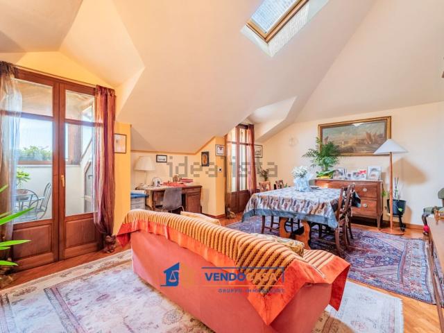 Appartamento in vendita di 95 m² in Via Monte Pasubio, 21