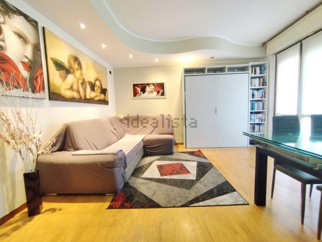 Appartamento in vendita di 95 m² in Via Montrasi