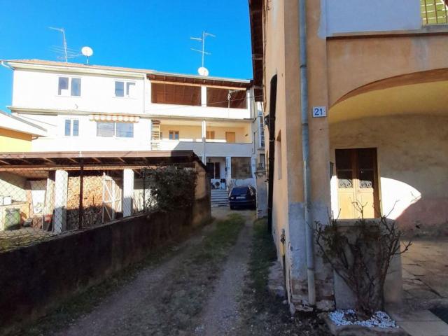Appartamento in vendita di 95 m² in Via Monsignor Sagliaschi