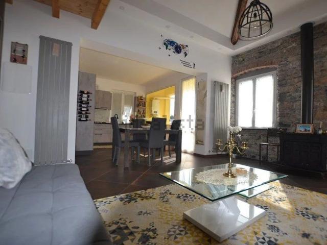 Appartamento in vendita di 95 m² in Via Moggia