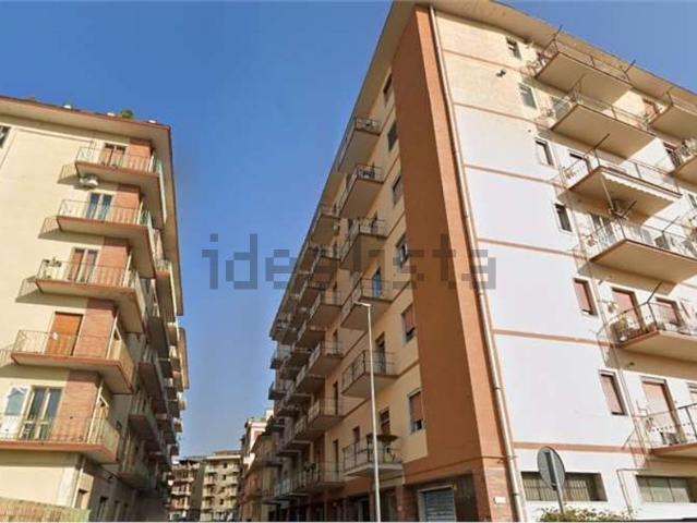Appartamento in vendita di 95 m² in Via Munazio Planco