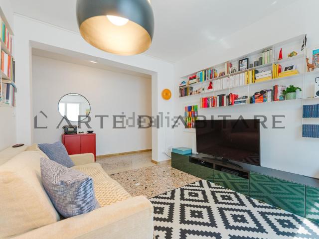 Appartamento in vendita di 95 m² in Via Nino Bixio