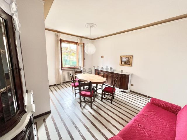 Appartamento in vendita di 95 m² in Via Nino Rota