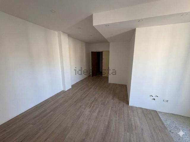 Appartamento in vendita di 95 m² in Via Nicola Tagliaferri