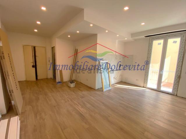 Appartamento in vendita di 95 m² in Via Nicola Tagliaferri, 23
